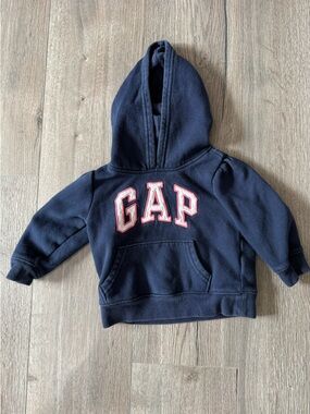 GAP Dark Navy Pullover Hoodie with Contrasting Pink Logo Trim